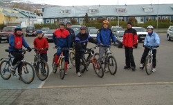 Arnar línuskautakappi fór með hjólagenginu