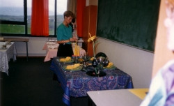 Abba leggur á borð 1990 og sigrar